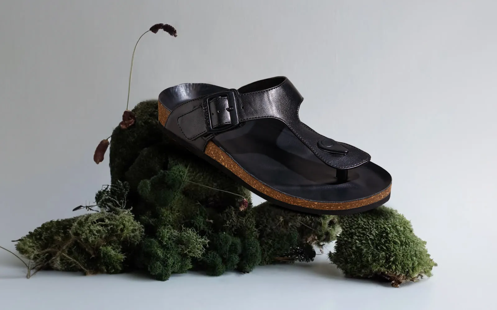 Cork Thong Sandals : Black
