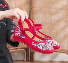 Embroidered canvas ethnic style Canvas shoes