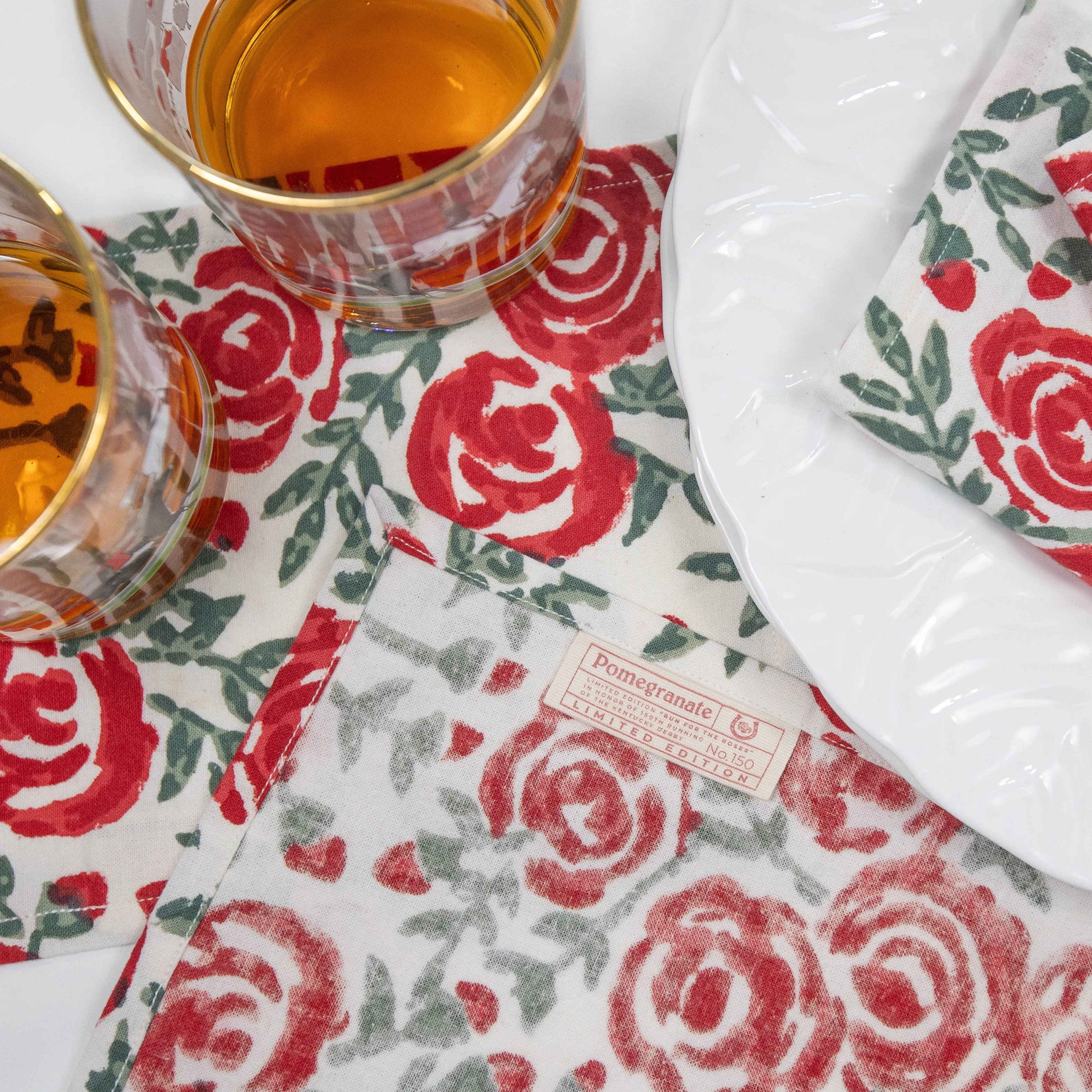 Run For The Roses 150 Cocktail Napkins | Set of 6