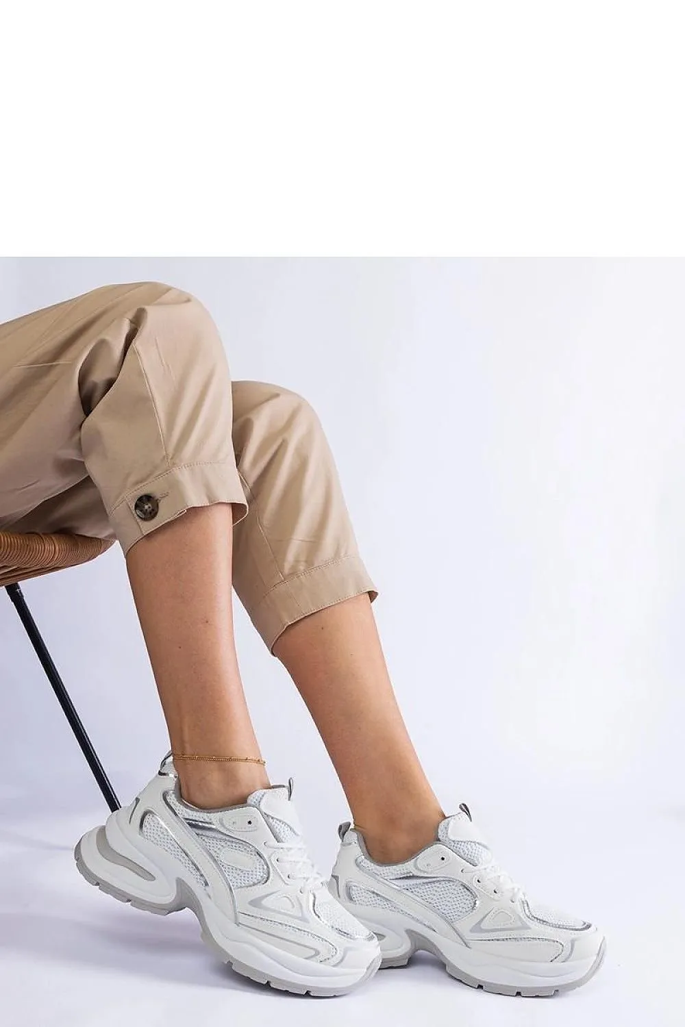 Sneakers model 207129 Solea