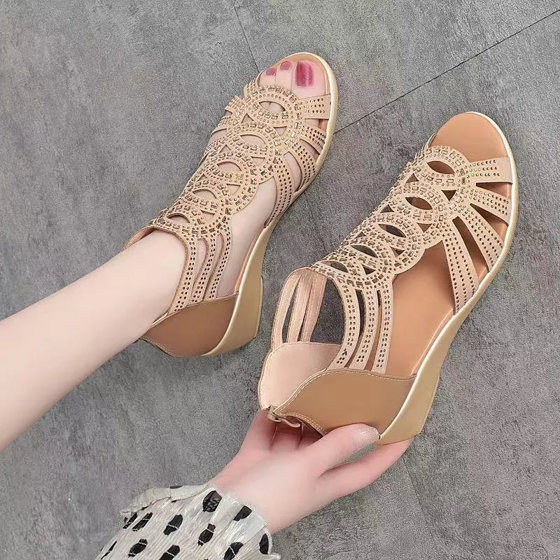 Summer women's wedges