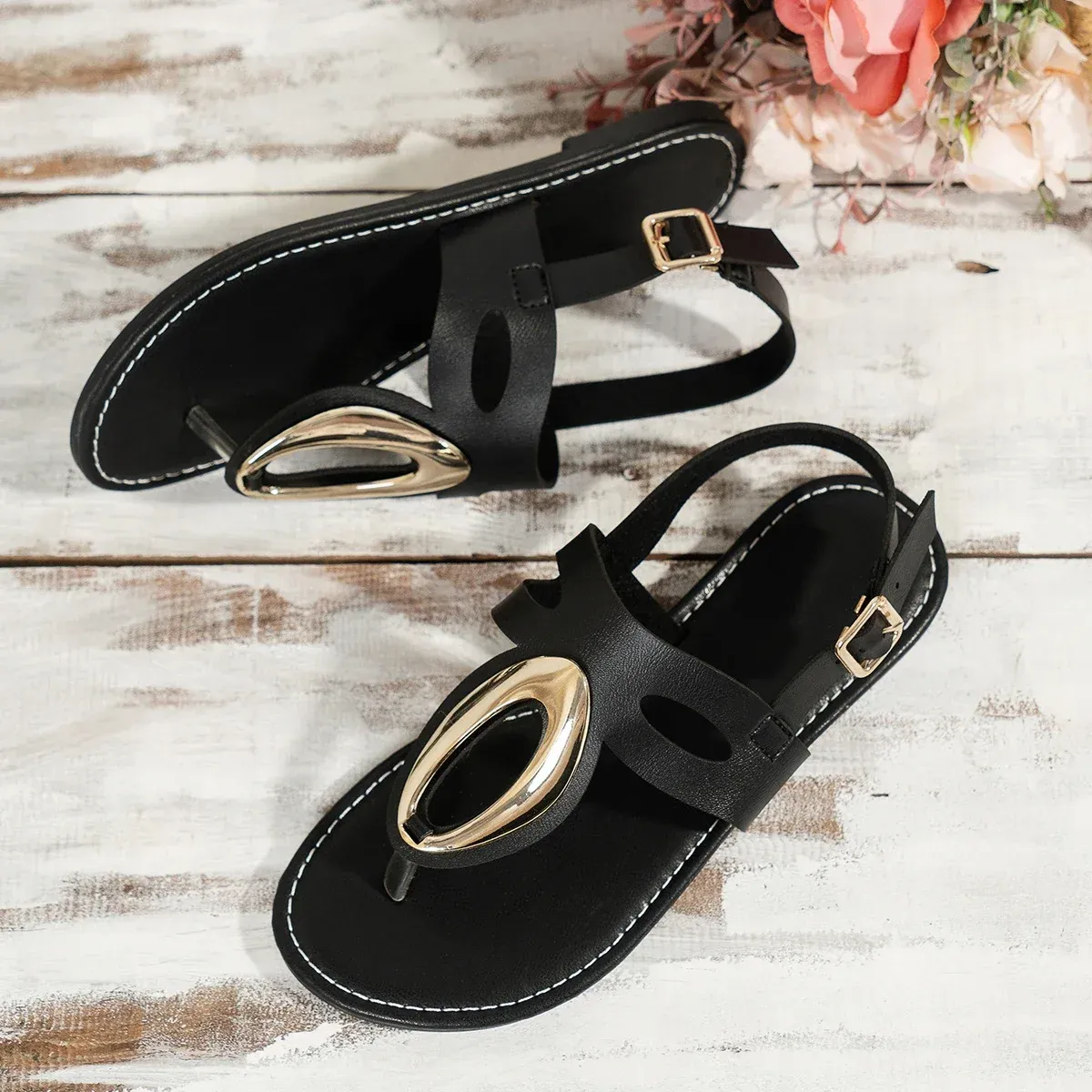 Women's Hollow Design Flat Sandals